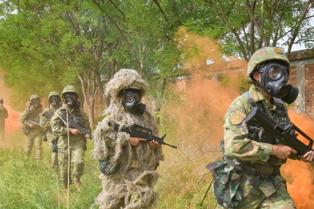 空军工程大学防空反导学院组织学员开展地面防卫演训