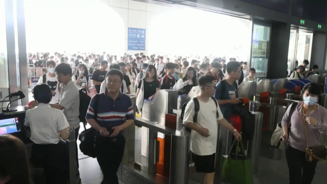 比高铁二等座还便宜！南宁首趟进京动卧车票开售→