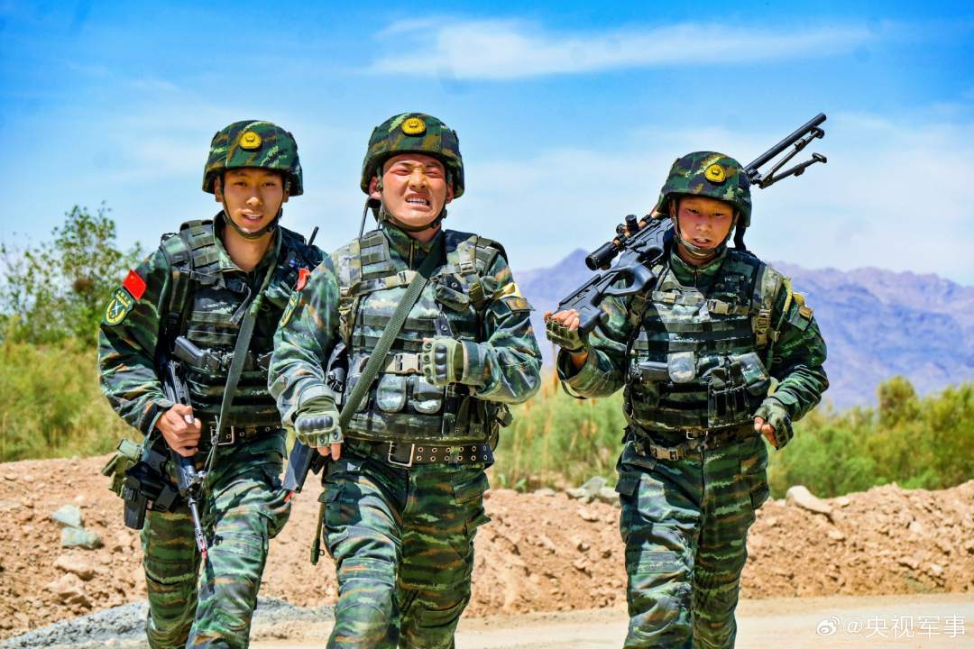 燃！直击武警特战队员魔鬼周极限训练