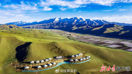 天祝：初夏祁连山景美如画