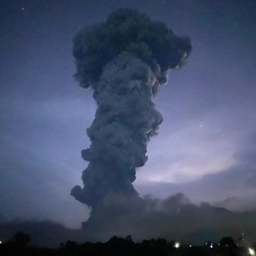 菲律宾火山喷发持续6分钟！灰柱高达5000米