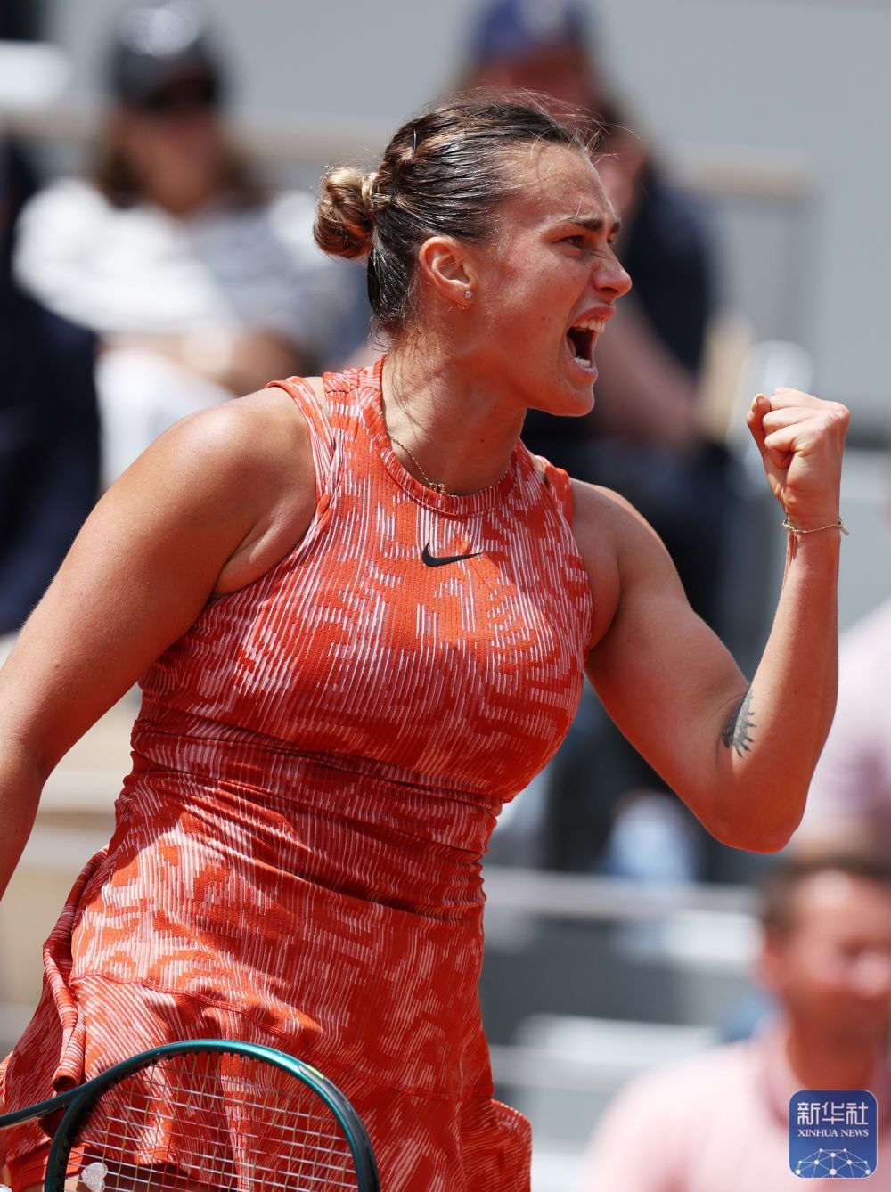 法网 | 莱巴金娜、萨巴伦卡晋级女单八强 法网 | 莱巴金娜、萨巴伦卡晋级女单八强