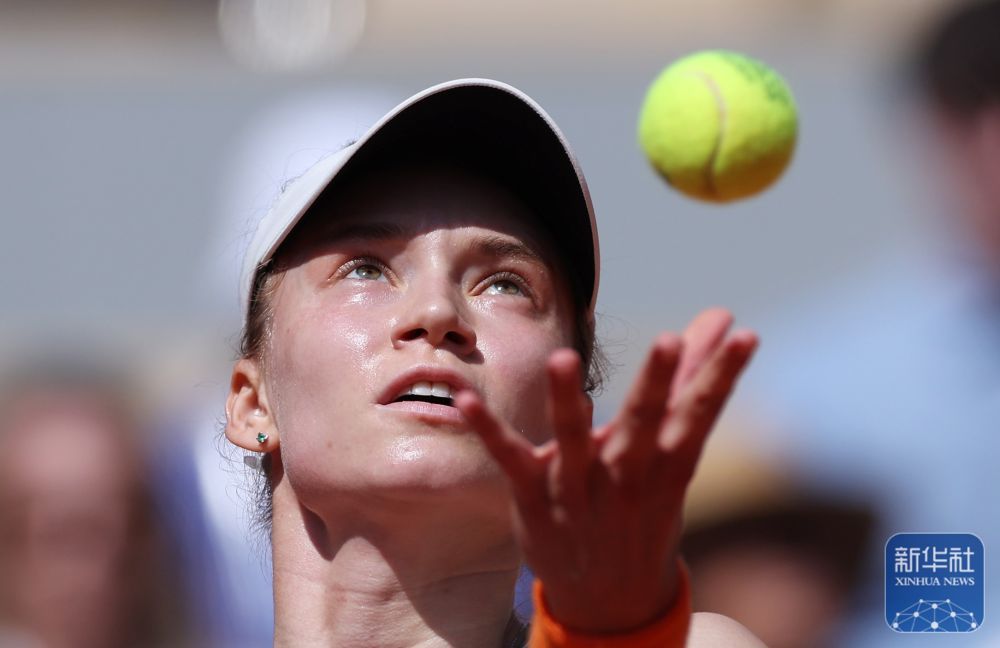 法网 | 莱巴金娜、萨巴伦卡晋级女单八强 法网 | 莱巴金娜、萨巴伦卡晋级女单八强