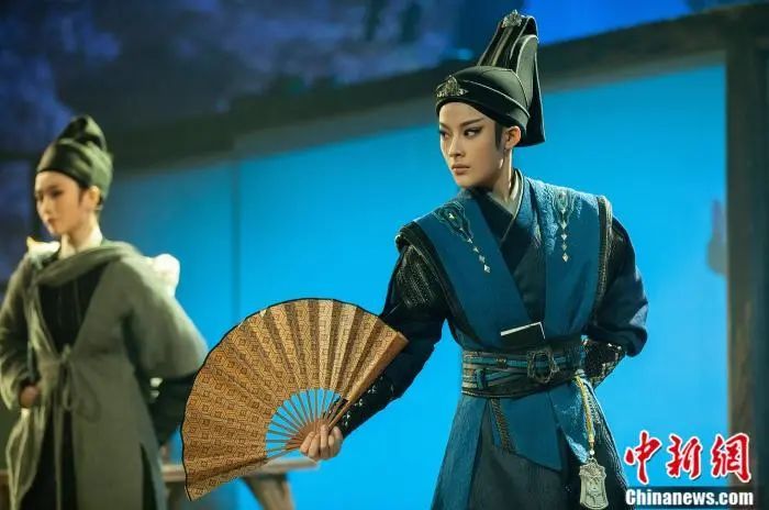 陈丽君：不担心自己红了就飘，请大家监督