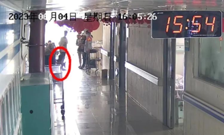 女童在医院病房嬉闹重度烫伤谁之责？法院判了