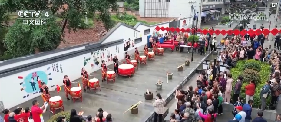 劈波斩浪迎端午 传统文化焕发新活力