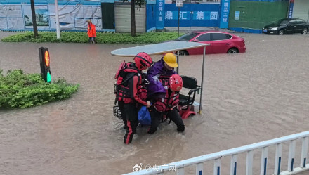 直击广西玉林暴雨救援现场