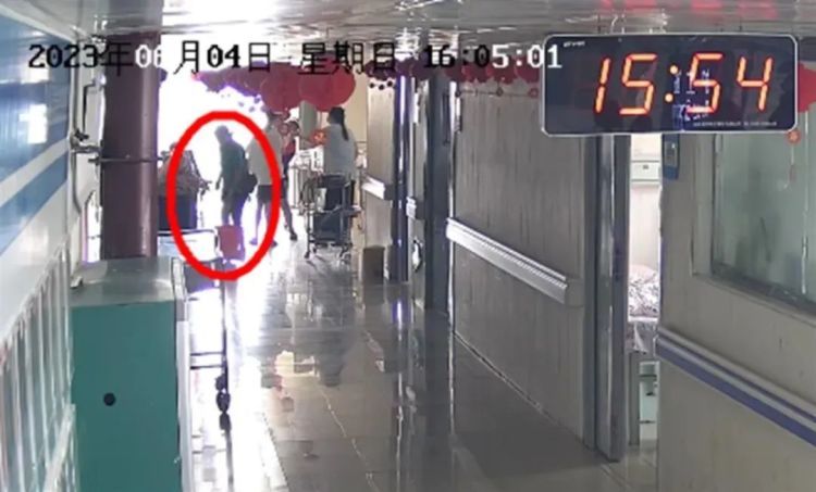 女童在医院病房嬉闹重度烫伤谁之责？法院判了