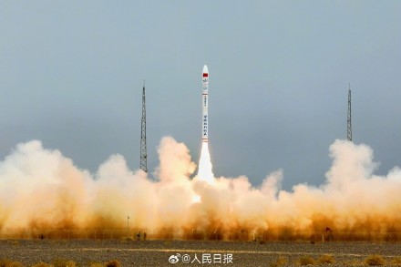 祝贺！我国再次发射成功一箭三星