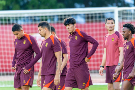 国足vs泰国23人名单：艾克森、谢维军、鲍亚雄无缘