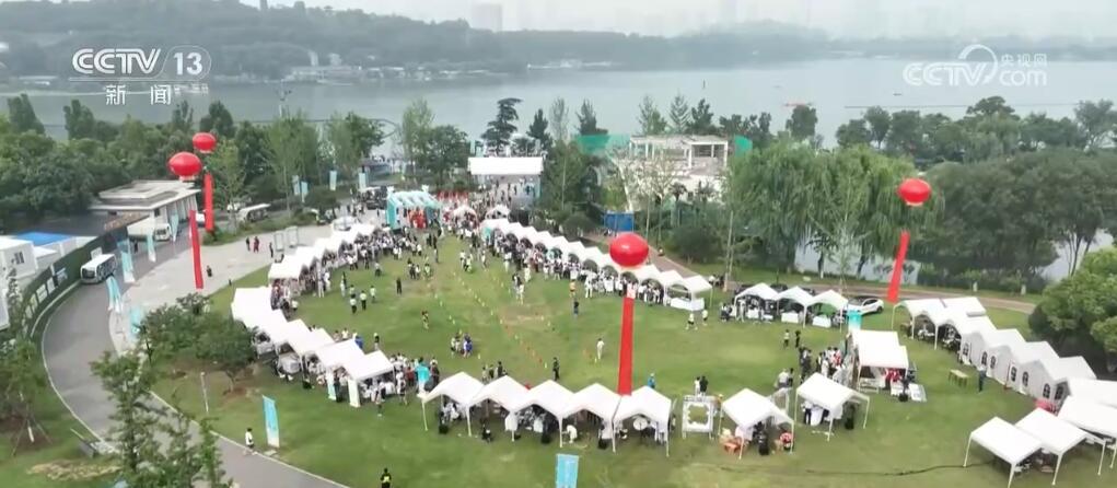 4000万辆、175万人次……端午假期中短途出行需求旺盛 文旅消费热潮涌动 4000万辆、175万人次……端午假期中短途出行需求旺盛 文旅消费热潮涌动