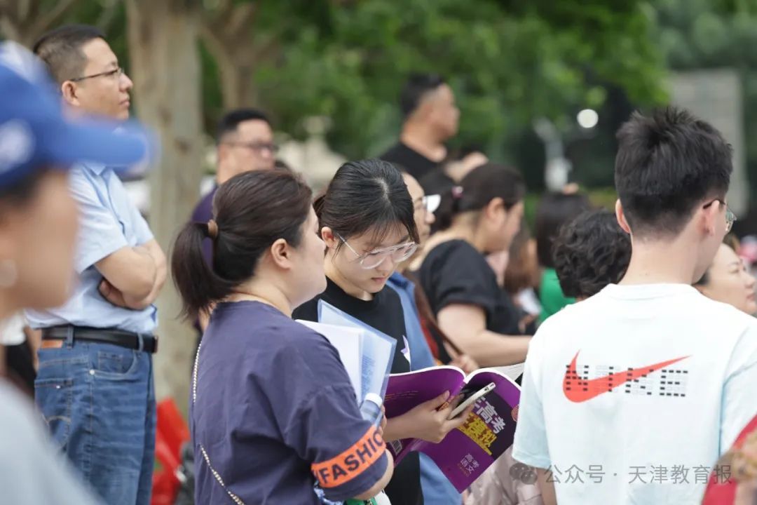直击 | 今天开考！天津第一现场！这一幕幕超感动......