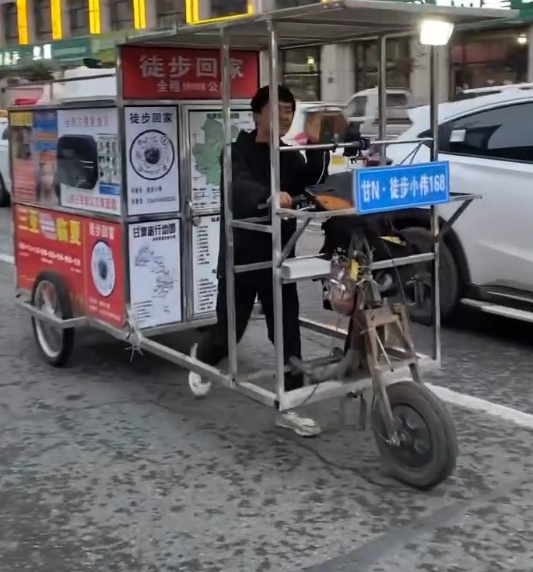 小伙历时194天从海南徒步4千多公里回甘肃 小伙历时194天从海南徒步4千多公里回甘肃