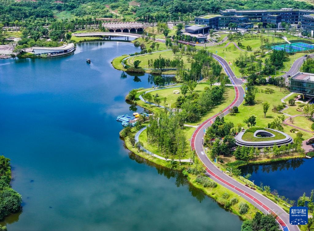 飞阅中国丨重庆明月湖秀美如画 飞阅中国丨重庆明月湖秀美如画
