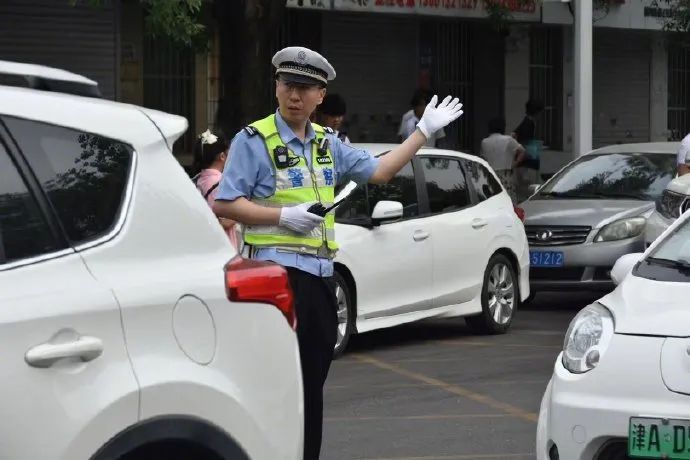 直击 | 今天开考！天津第一现场！这一幕幕超感动......