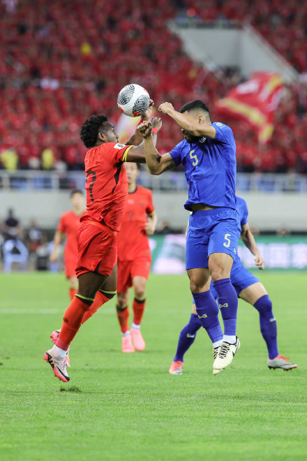 国足1比1战平泰国