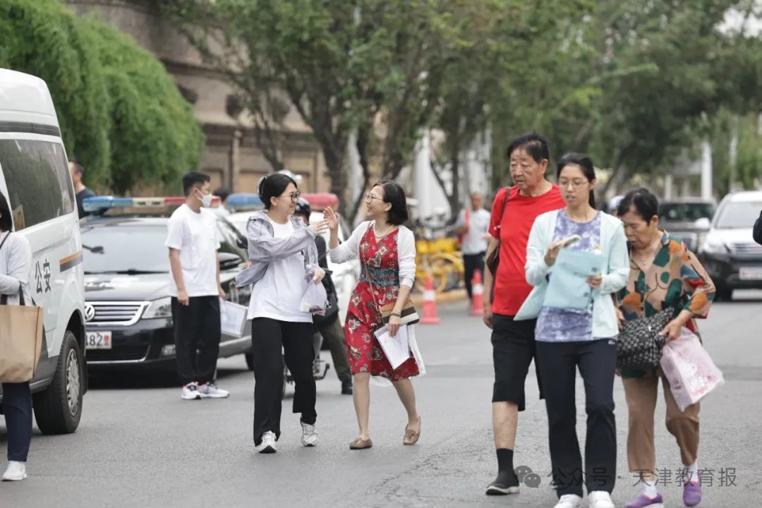 直击 | 今天开考！天津第一现场！这一幕幕超感动......