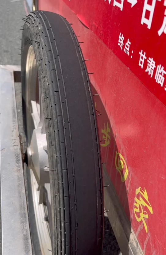 小伙历时194天从海南徒步4千多公里回甘肃 小伙历时194天从海南徒步4千多公里回甘肃