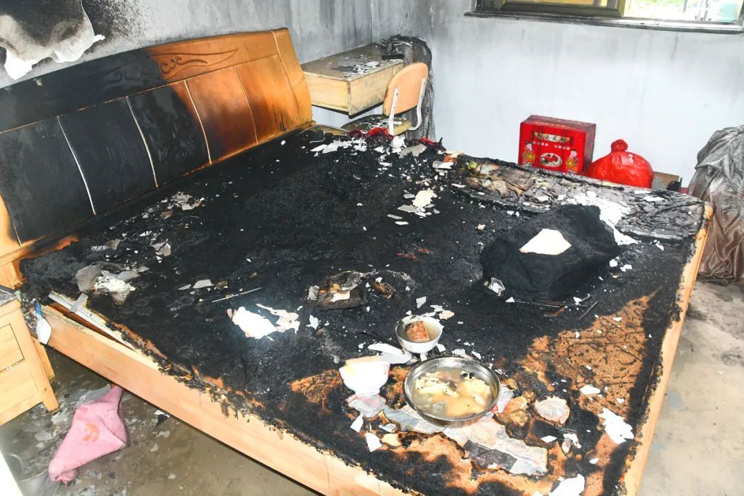 “烧香”变“烧家”！3个孩子睡梦中被困火场……