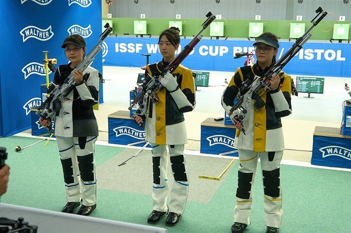 射击世界杯慕尼黑站:盛李豪破世界纪录 李越宏再夺冠 射击世界杯慕尼黑站:盛李豪破世界纪录 李越宏再夺冠