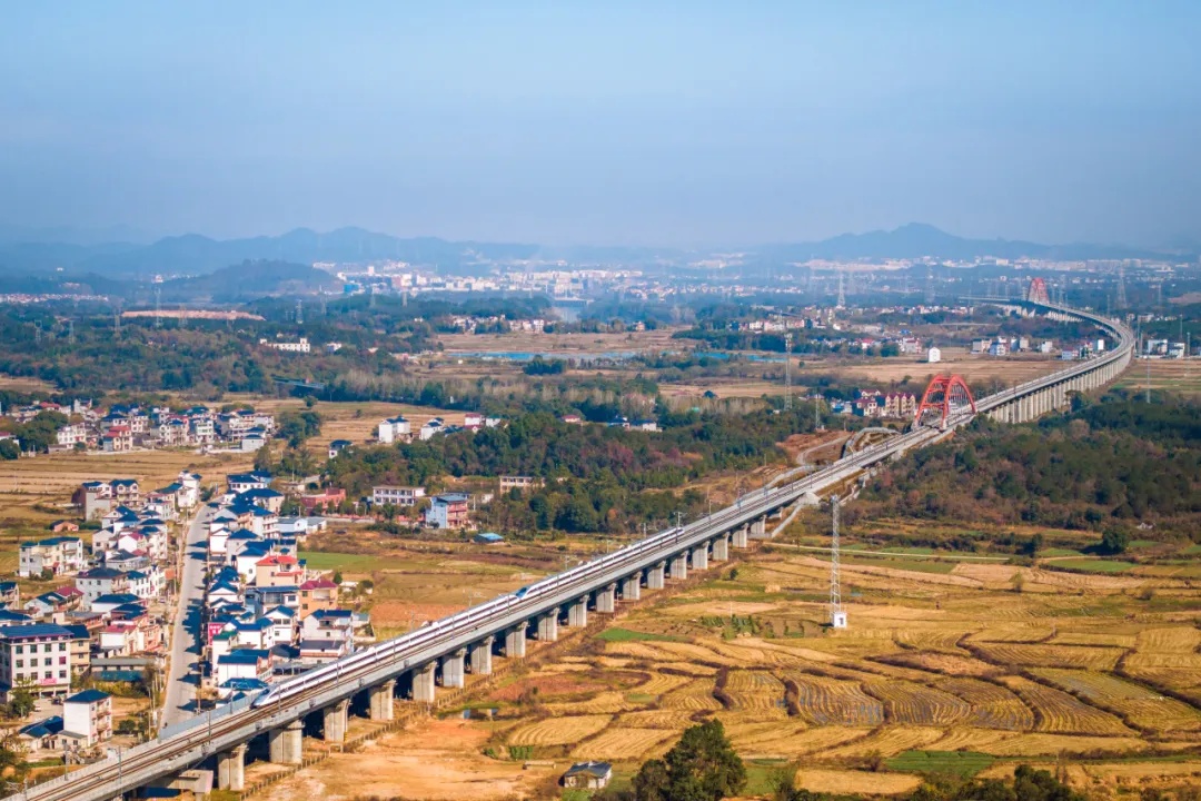 “公交化”运营高铁，+1！