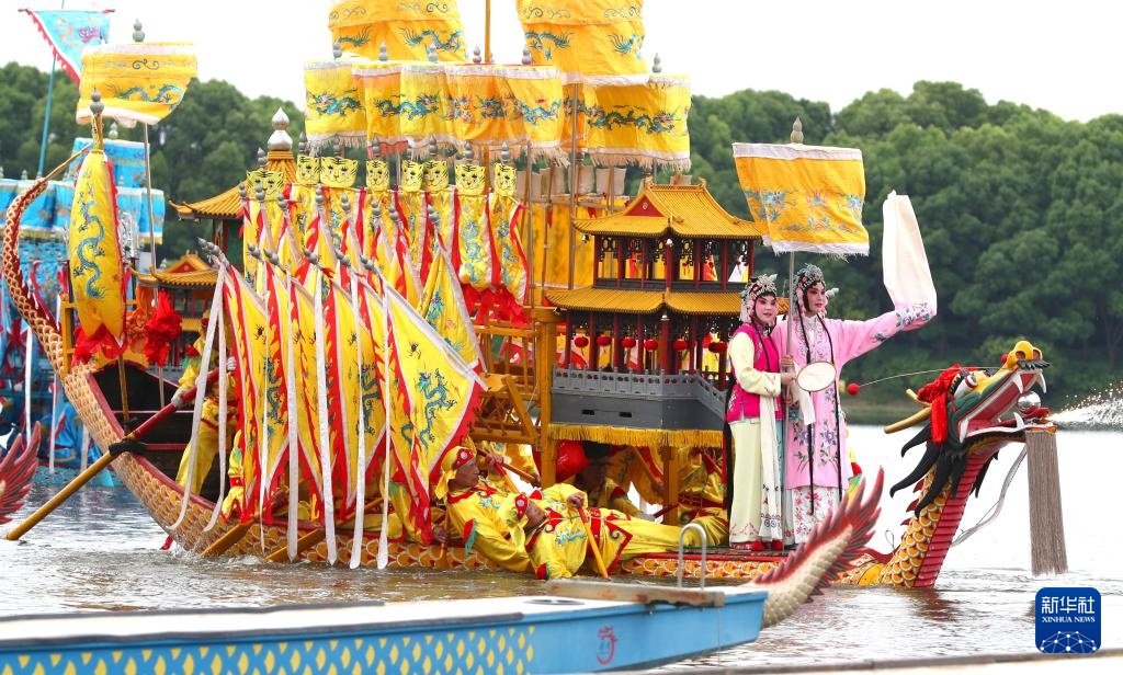 文化中国行丨罗店龙船：父子传承 情系端午