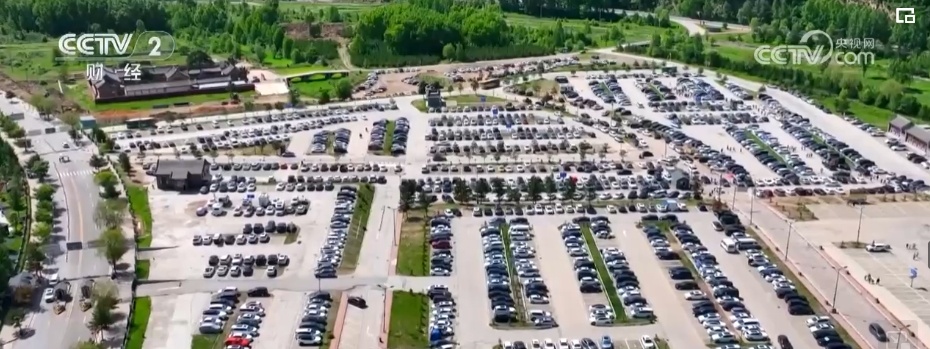 传统文化“活”起来释放新魅力 火热“端午经济”折射中国经济蓬勃活力 传统文化“活”起来释放新魅力 火热“端午经济”折射中国经济蓬勃活力