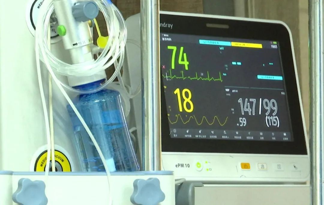 街边买的野生菌，朋友几人吃完出现腹泻、呕吐……警惕！又是这种毒菌