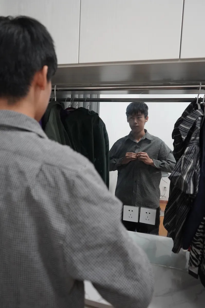 这个派出所拍的身份证照片为何这么好看？揭秘→