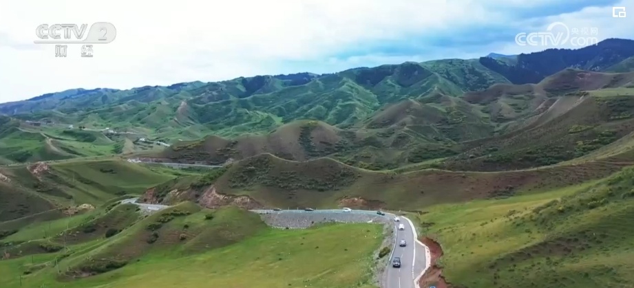 传统文化“活”起来释放新魅力 火热“端午经济”折射中国经济蓬勃活力 传统文化“活”起来释放新魅力 火热“端午经济”折射中国经济蓬勃活力