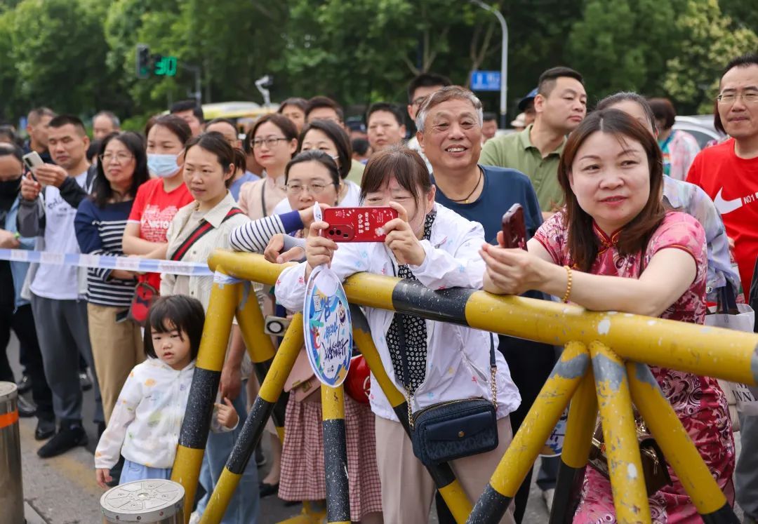 “交卷”倒计时！全国多地高考今将结束