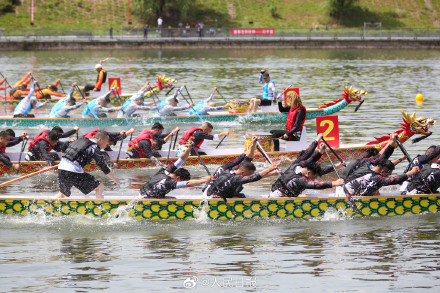 今日端午，看赛龙舟每一帧都好嗨