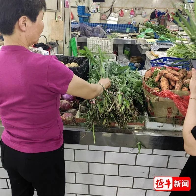 突然断货!绍兴店里也卖爆了 突然断货!绍兴店里也卖爆了