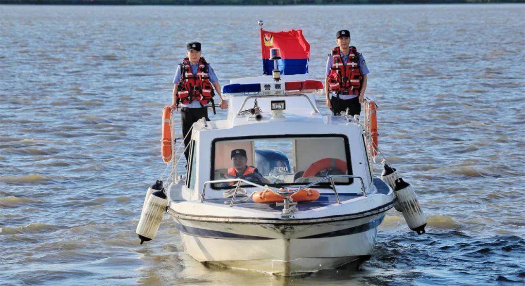 一年一度!人人人你人人人……“尔滨”又刷屏了! 一年一度!人人人你人人人……“尔滨”又刷屏了!