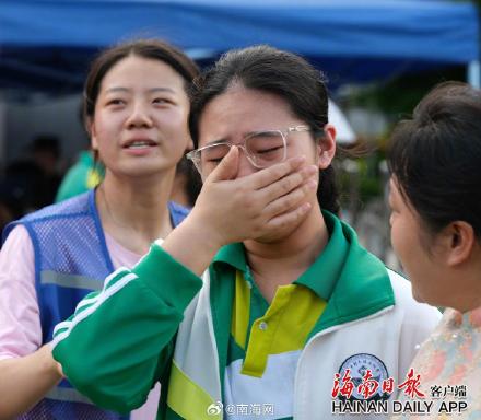 高考结束走出考场的心情 你还记得吗? 高考结束走出考场的心情 你还记得吗?
