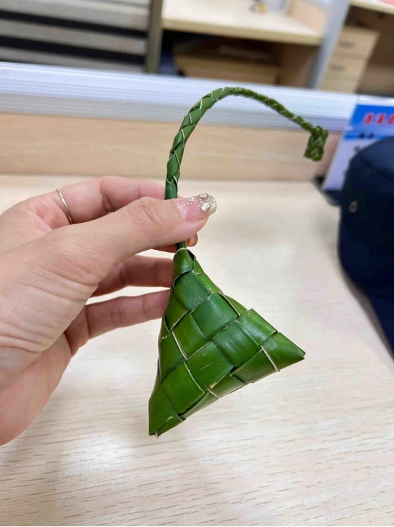 爆改风还是轮到了粽子,长沙限定臭豆腐粽子上线 爆改风还是轮到了粽子,长沙限定臭豆腐粽子上线