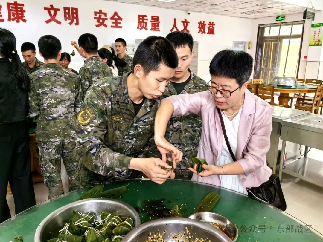 端午节,“兵妈妈”的朋友圈火了 端午节,“兵妈妈”的朋友圈火了