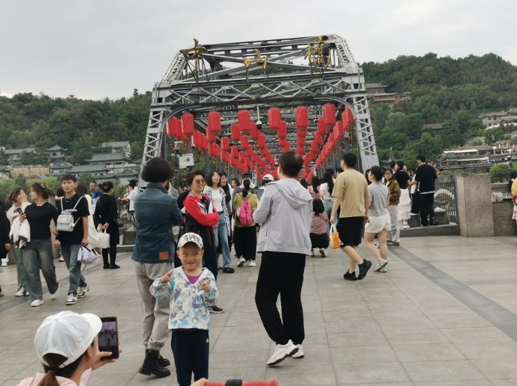 黄河之滨也很美，金城夏日更宜游！兰州黄河风情线成为小长假市民游客避暑胜地