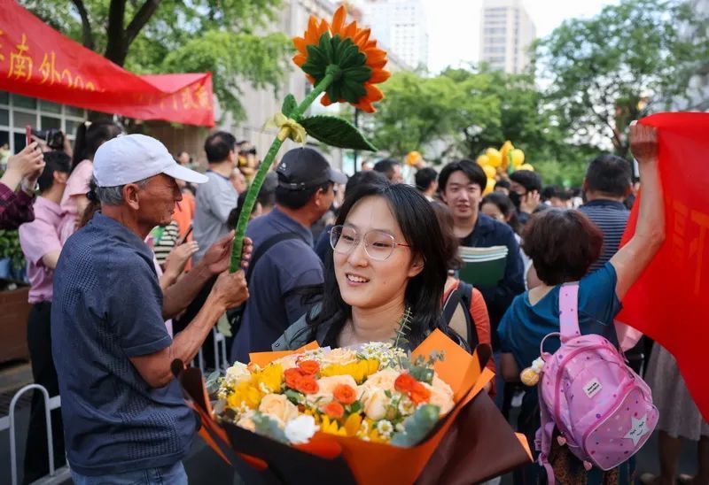 交卷！南京这一幕幕，刷屏了……