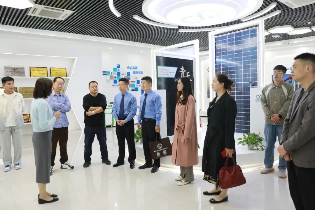 团伙制售假表仿真度高达95%,大型手表厂员工帮解决技术难题 团伙制售假表仿真度高达95%,大型手表厂员工帮解决技术难题