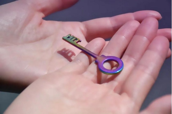 别人家的大学!录取通知书里有把“金”钥匙 别人家的大学!录取通知书里有把“金”钥匙