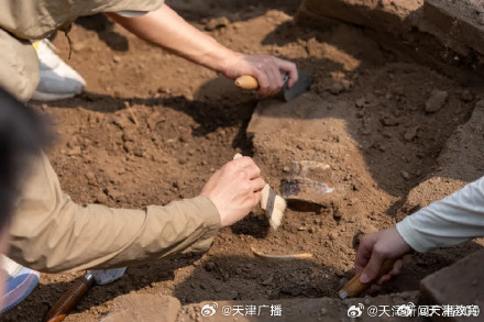 全国高校首个模拟考古发掘池投用