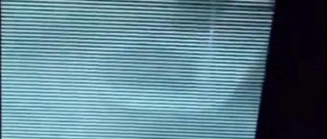 租房3年,厕所百叶窗形同虚设!邻居提醒后女生彻底崩溃 租房3年,厕所百叶窗形同虚设!邻居提醒后女生彻底崩溃