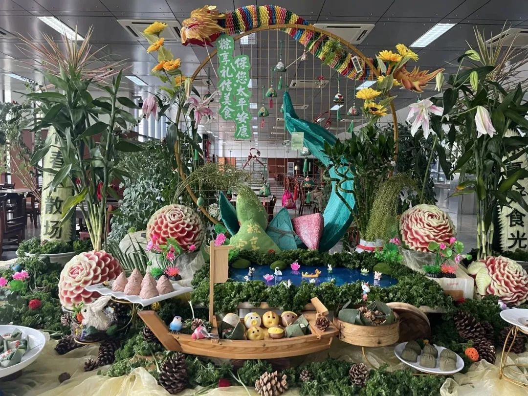 毕业烧烤火锅宴!“大家作证,这次是食堂先动的手……” 毕业烧烤火锅宴!“大家作证,这次是食堂先动的手……”