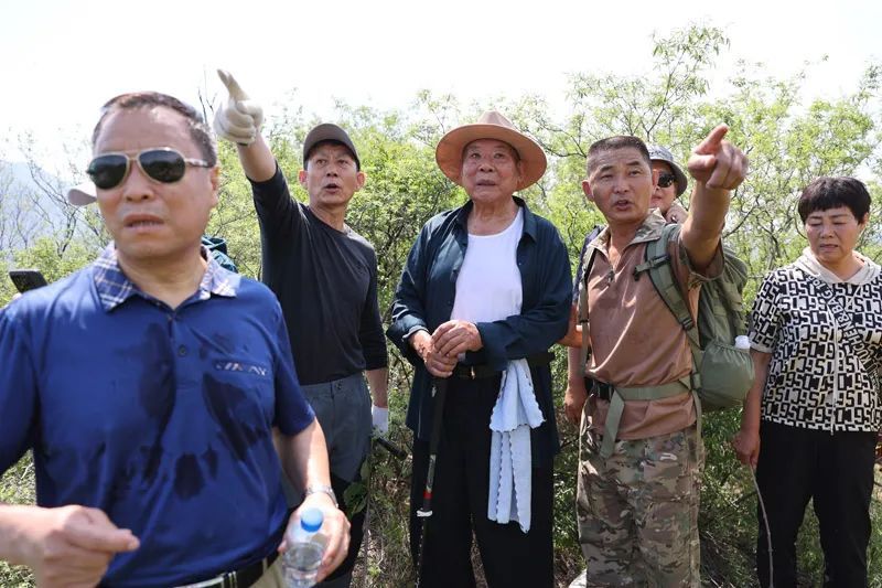 87岁山东老人，在北京居庸关找到“28岁的父亲”……
