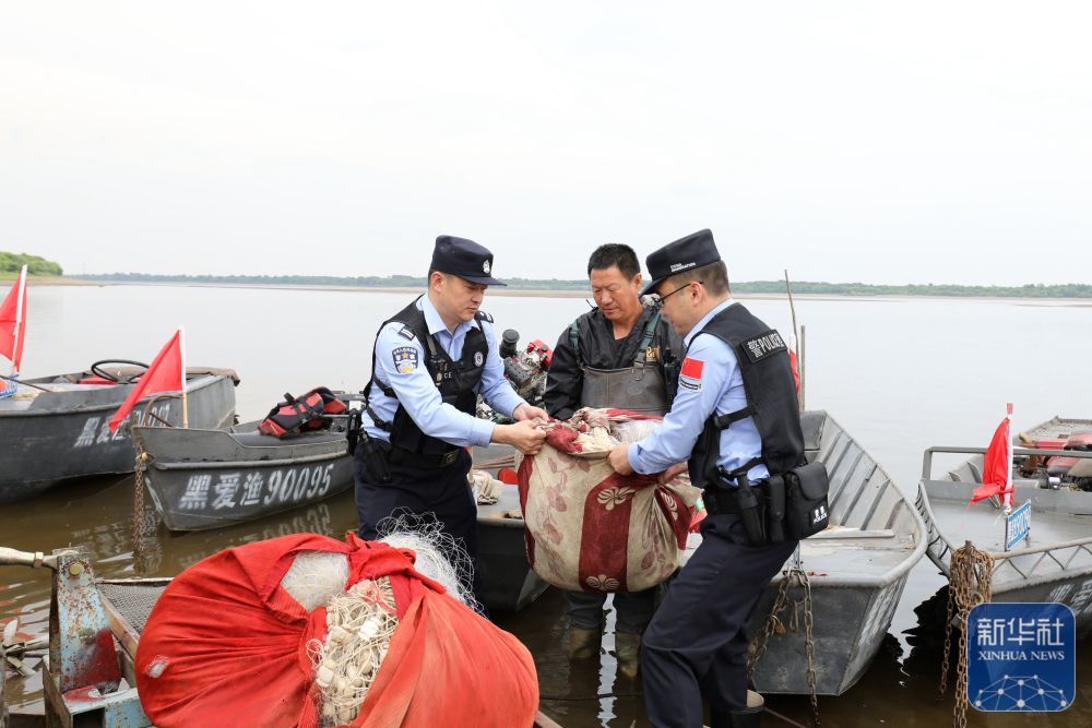 中俄界江黑龙江进入禁渔期