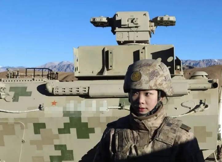 导弹操纵手！这位商学院女大学生，厉害了！