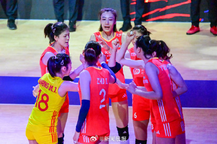 朱婷打满全场！中国女排3比0轻取保加利亚巩固积分优势