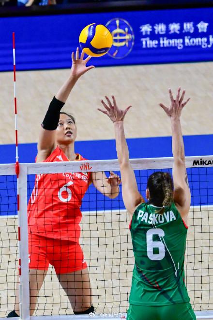 朱婷打满全场！中国女排3比0轻取保加利亚巩固积分优势