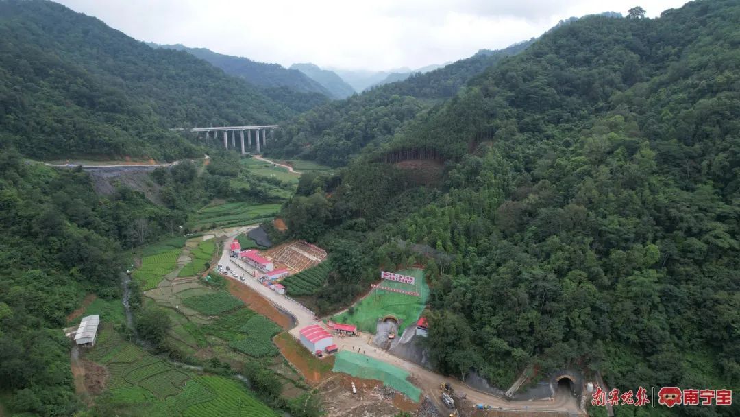 17276米!黄百铁路最长隧道开建 17276米!黄百铁路最长隧道开建